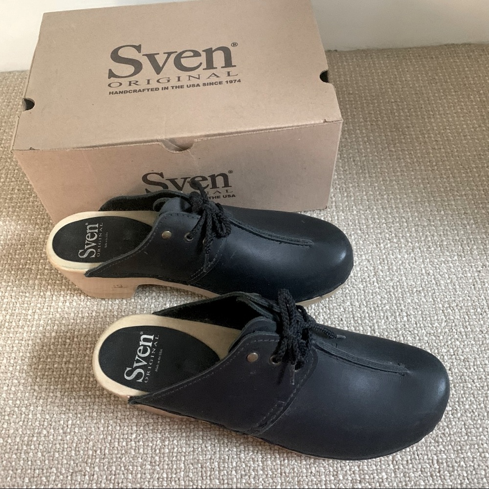 black leather sven clogs